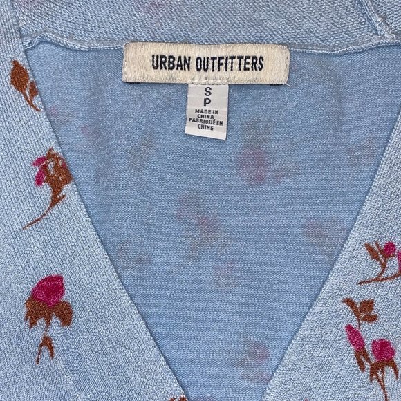 Urban Outfitters Cardigan - Picture 3 of 4
